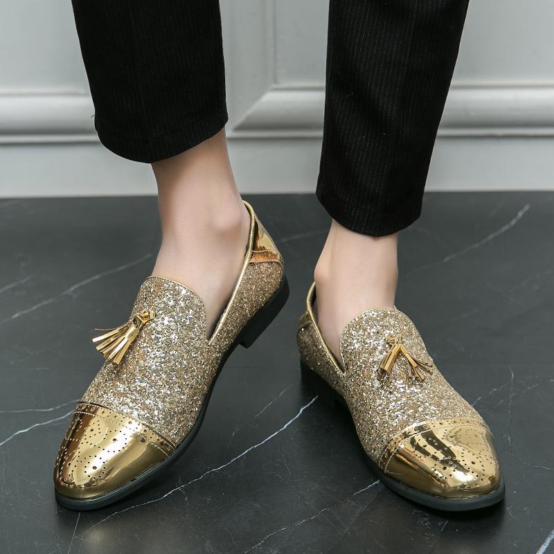 Men Wedding Tassels Leather Casual Shoes Luxury Designer Pointed Gold Sequin Loafers Brand Dress Evening Footwear Zapatos Hombre