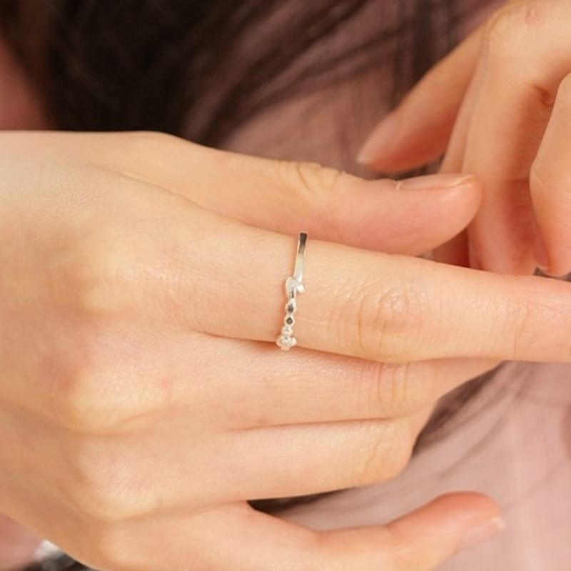 BELLOOGGI Little Heart Ball Chain Ring