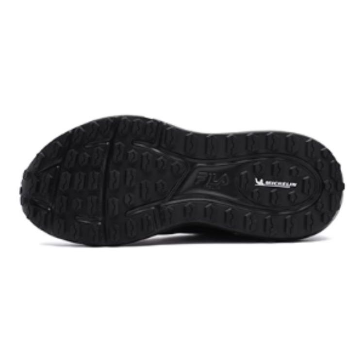 Fila Boa Explorer Mesh Fabric Tpu Versatile Comfortable Simple Durable Resilient Grip Low Top Outdoor Functional Shoes Men Sneaker Black A12M341201FBA