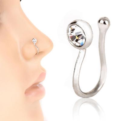 Joias e bijuteria – Piercings
