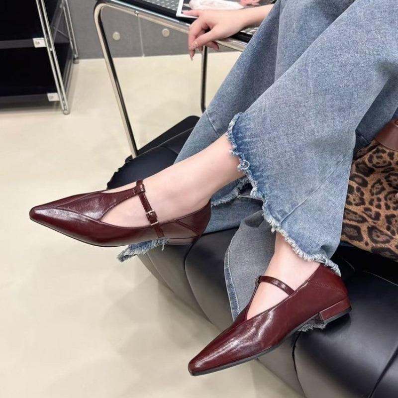 Fashion Women Pumps Fashion T-belt Buckle Pointed Toe Leather Shoes  Comfort Flats Female Elegant Low Heels Wedding Party Dress Shoes