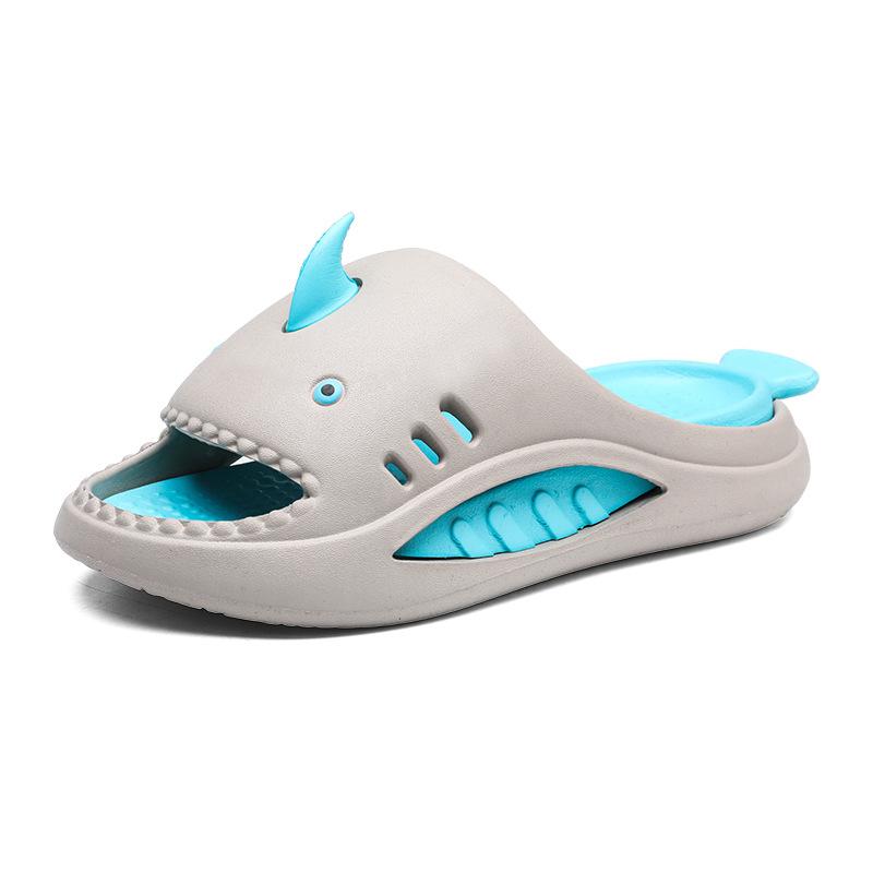 One-word slippers couple summer wear 2024 new thick-soled heightened non-slip stepping on shit feeling personalized beach shoes men