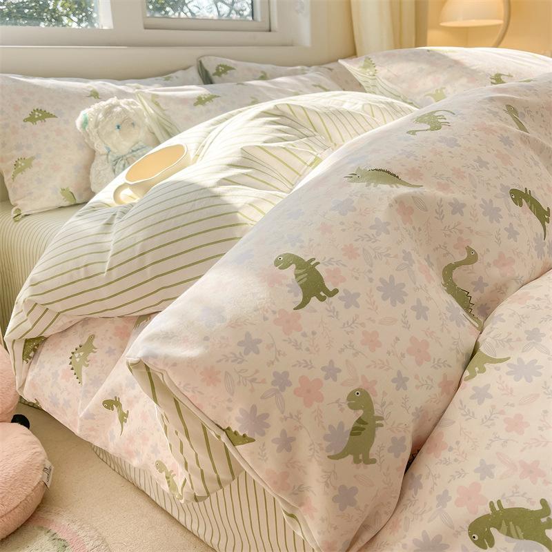Bedding Four-piece Set, Cotton Pure Cotton Floral Quilt Cover, Bed Sheet Dormitory Three-piece Set