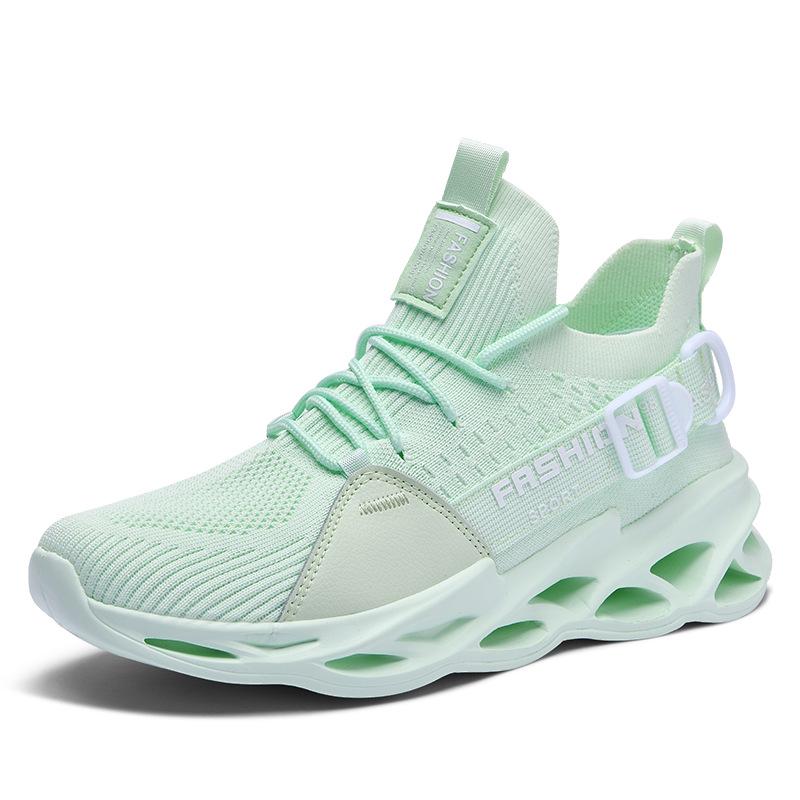 2025 Autumn Plus Size Men's Trendy Korean Style Flyknit Mesh Running Shoes