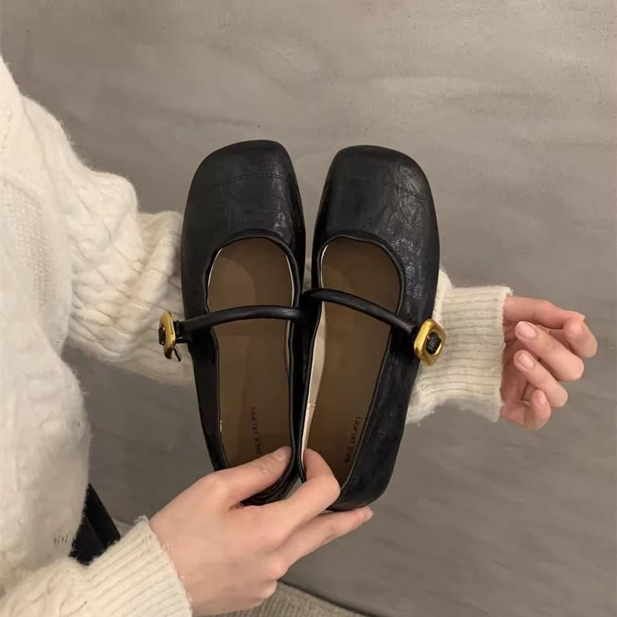 

Неглубокие одинарные туфли женские новинка 2025 года весна и осень новые французские туфли бабушки с юбкой на плоской подошве туфли Мэри Джейн на плоской подошве 35 чёрный