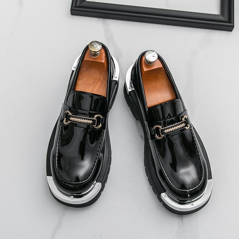 New Thick-soled Foot-fitting Fringed Men's Big-headed Leather Shoes Patent Leather Glossy Casual Loafers Hairstylist Trendy Shoes