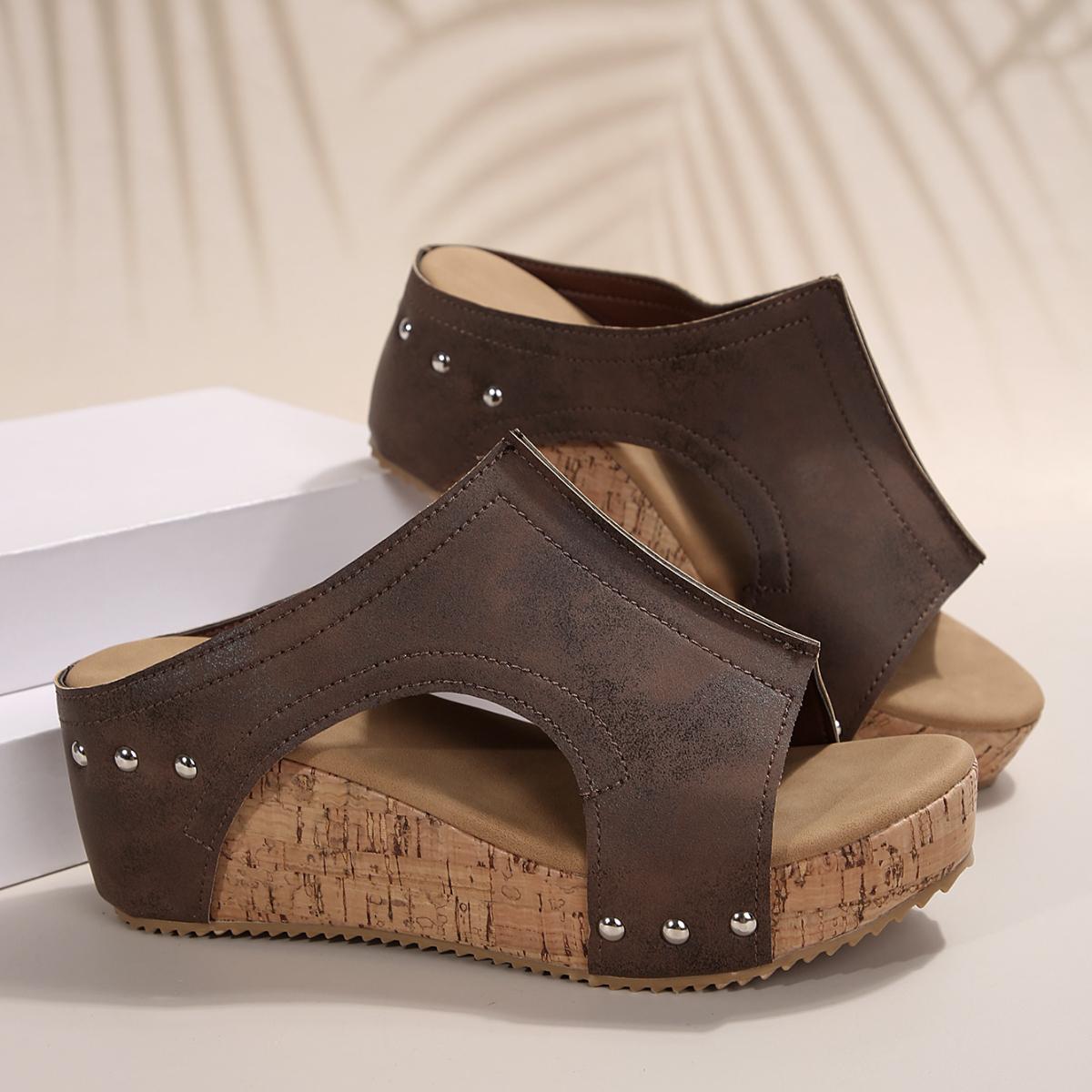 

Модные летние женские босоножки на танкетке с открытым носком, модные женские дышащие удобные сандалии, повседневные тапочки, женская обувь большого размера 43 коричневый