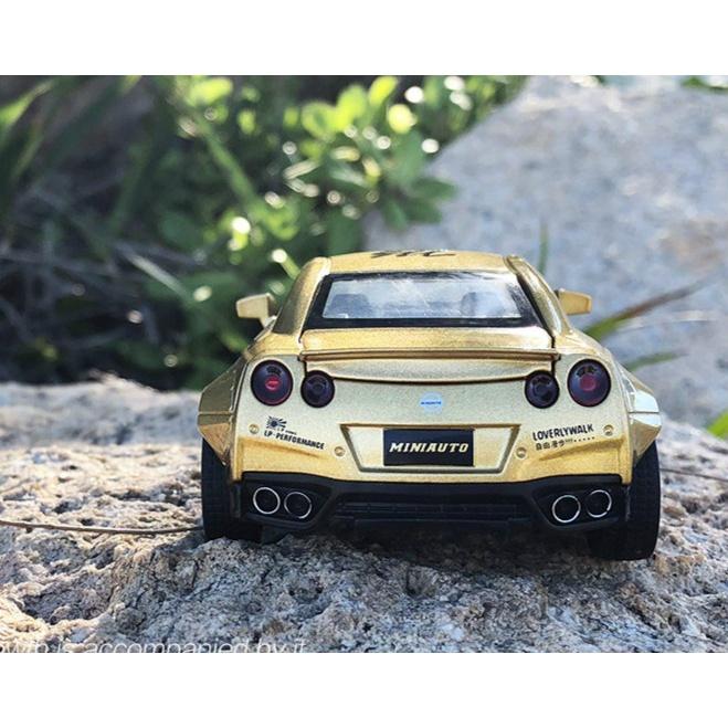 Nissan GTR Sports Car Model Die-cast Vehicle Gifts for Children