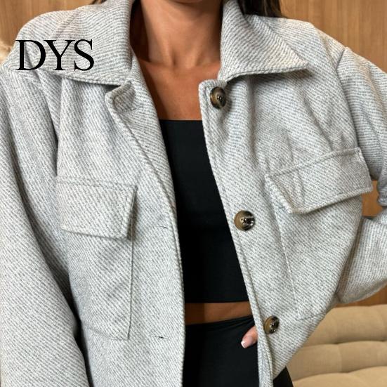 Big Pocket Jacket Fall Winter Women Turn-down Collar English Style Chest Pockets Windproof Lightweight Outwear Single-breasted Solid Color Button