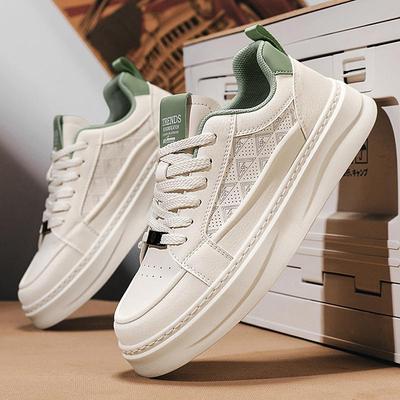 Novos sapatos masculinos perfurados respiráveis modernos versáteis confortáveis plataforma sapatos brancos esporte e lazer leve sapatos masculinos avançados modernos
