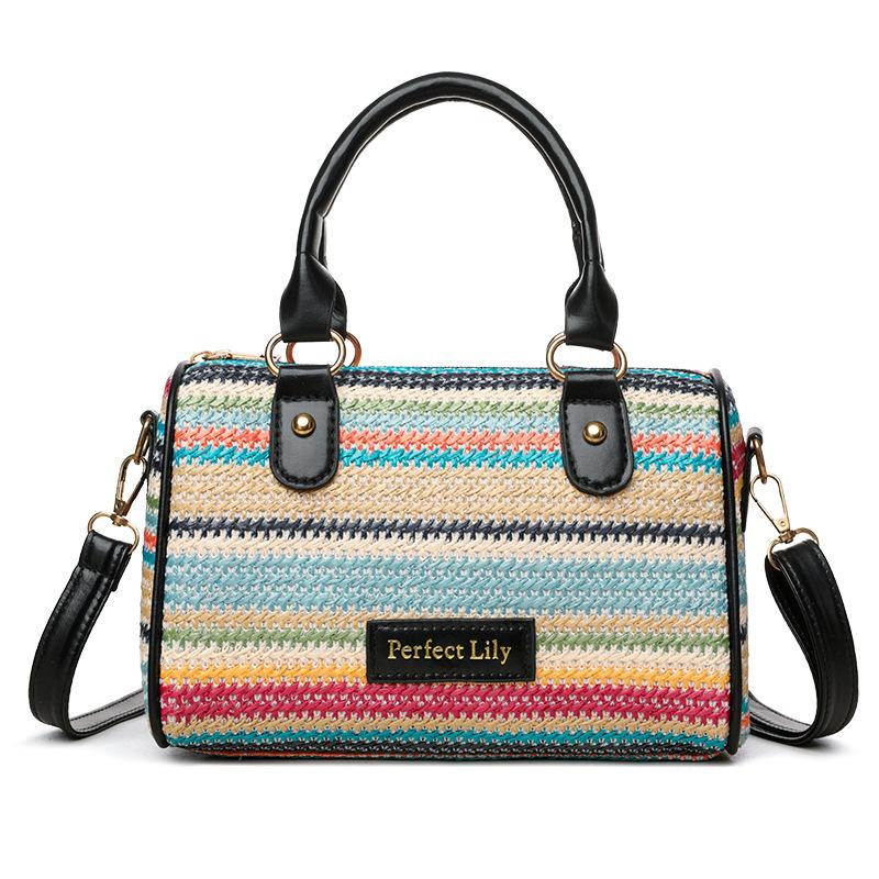 

Premium texture casual shoulder messenger bag new fashion simple hand straw seaside vacation beach bag чёрный