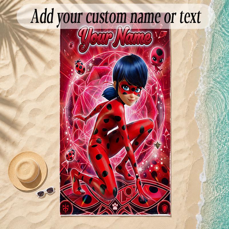 Strandtuch Miraculous Ladybug Benutzerdefinierter Name Text Personalisierbares Weiches Handtuch für Strand Pool Innen Hausdekoration Geschenk