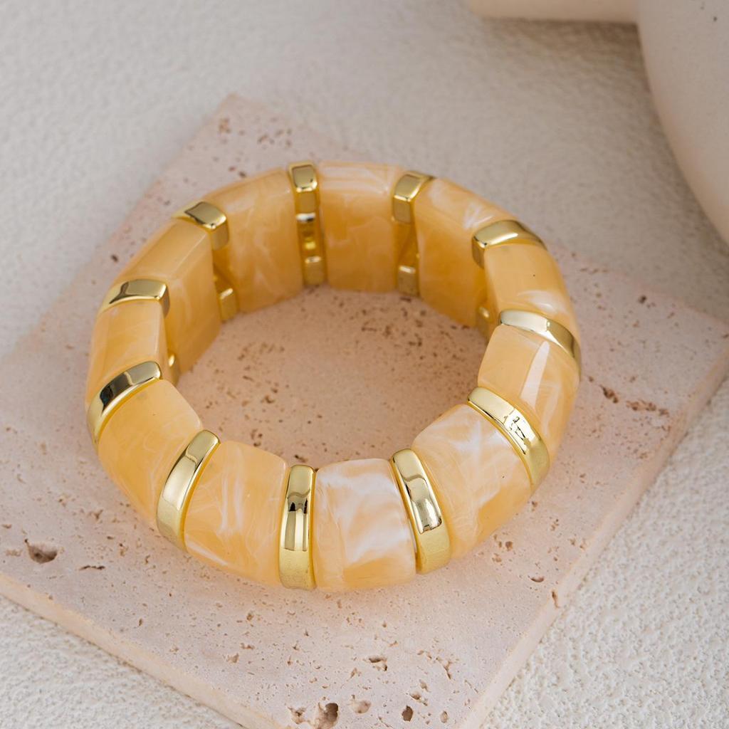 Gradient Acrylic Stretch Bracelet: Geometric Sugar Cube Design for Women