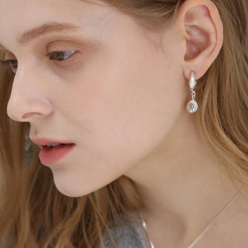 REINDEER GENTLE STONE EARRING 05