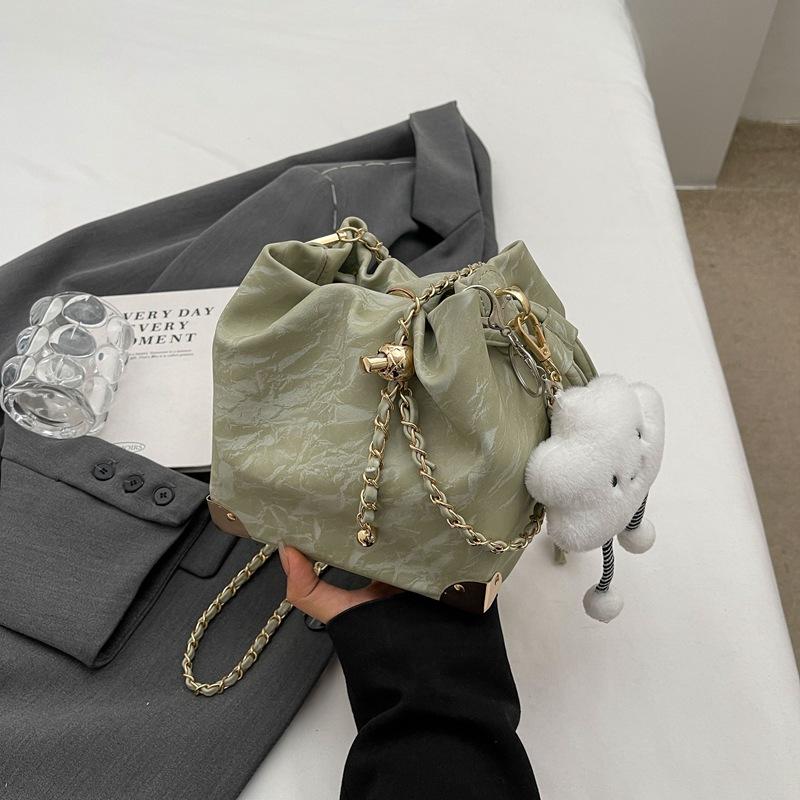 Women's Chain One Shoulder Crossbody Bag Versatile Drawstring Girl Bucket Bag Metal Trim PU Material