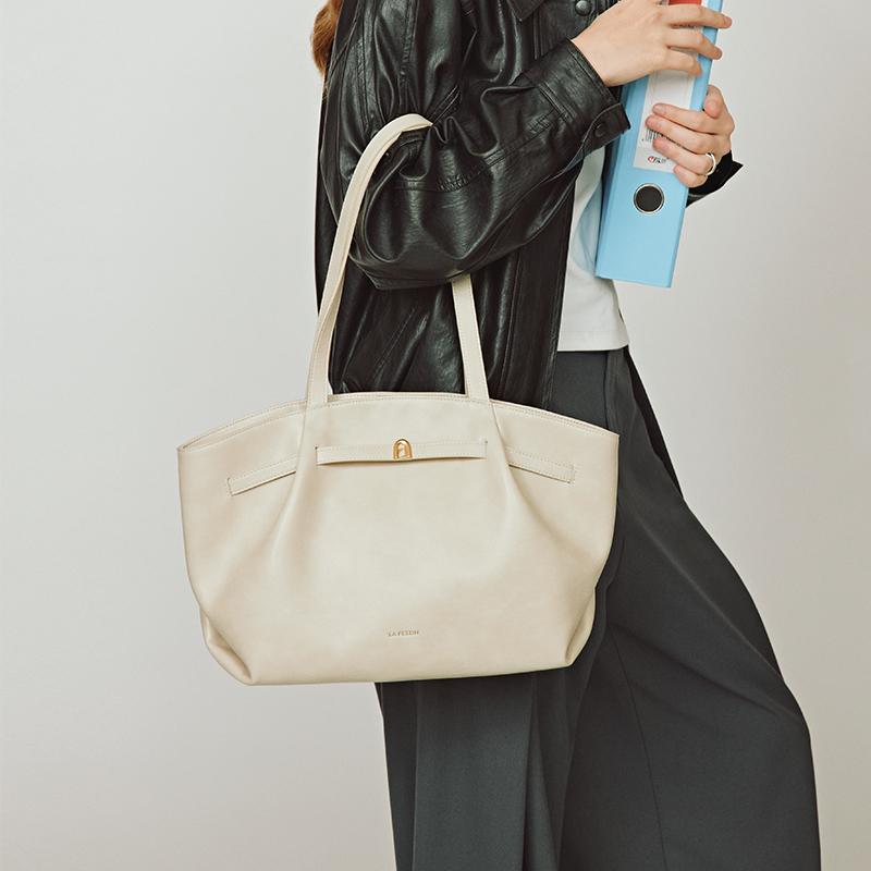 New LA FESTIN Top Grain Cow Leather Handbag, Shoulder Bag, Underarm Tote Large Women's Cardamom Brown/Coconut/Raven Black 622381