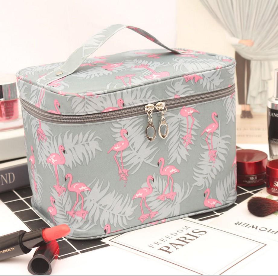 Korean Style Waterproof Toiletry Bag - Large Capacity, Simple and Elegant Women's Cosmetic Storage