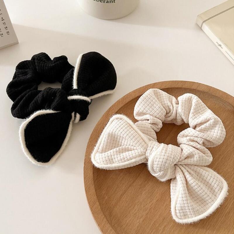 

Tinbury 2-color hair tie knot hair fluffy accessory for women beige