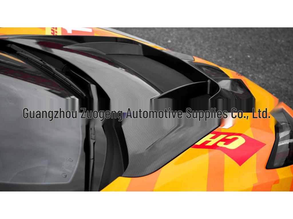 Chevrolet Corvette C8 Carbon Fiber Engine Hood Kit