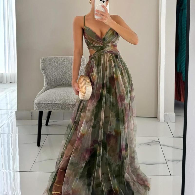 Women's Printed Maxi Dress Spaghetti Strap V Neck Flowing Boho Vacation Dress