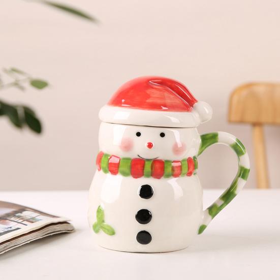 Kapaklı Noel Ağacı Kupa Büyük Kapasiteli Seramik Kahve Kupası Sıcak Soğuk İçecekler İçin Sevimli Noel Ağacı Kardan Adam Ayı Desenli Çok Yönlü İçecek Takımı