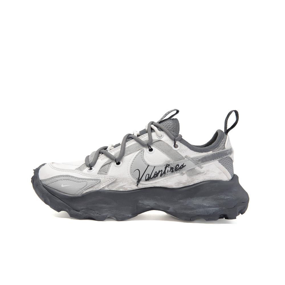 

Nike TC 7900 Moon Zone, Amber Textile, Synthetic Leather, TPU Cushioning Low top Casual Shoes Women s Gray DD9682-100(Team189-) 37.5