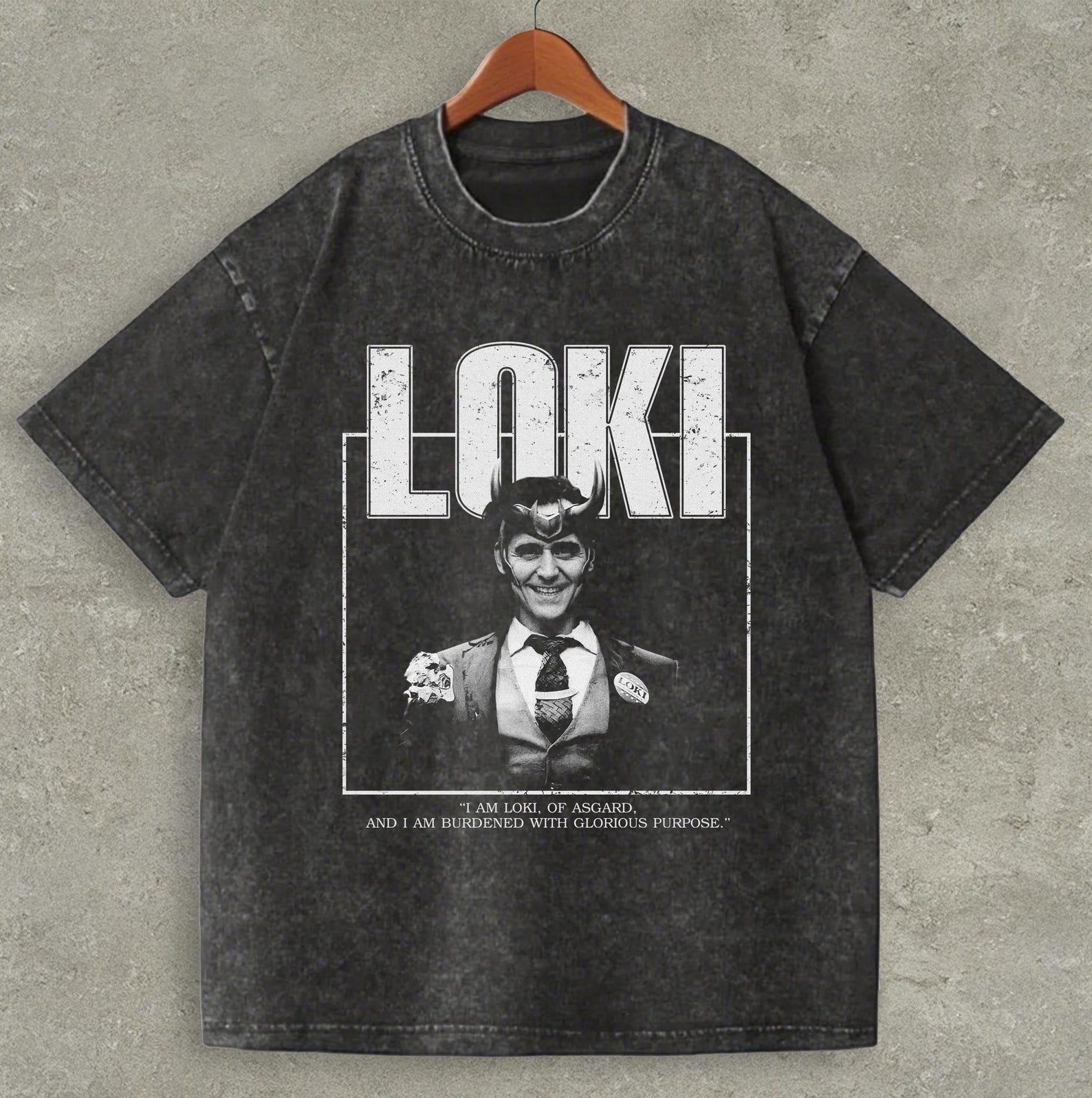 Loki Tom Hiddleston Vintage T-Shirt, Comic Book Character Shirt, MCU Fan Gift XL