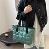 Ladies Tote Handbags Large Capacity Cotton Padded Shopping Bag Rhombus Portable Handbag Quilted Solid For Leisure Travel