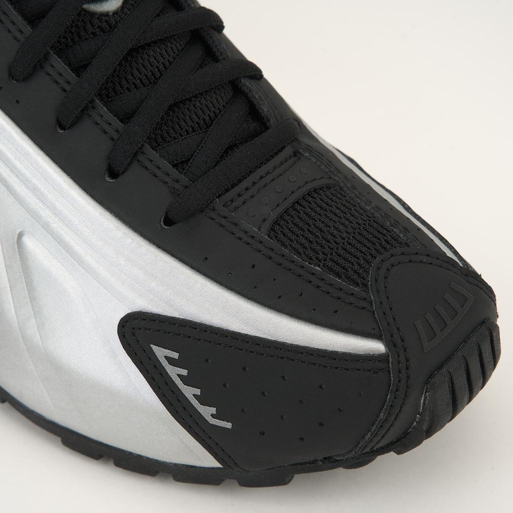 Nike Shox R4 Metalická Stříbrná Černá Unisex Tenisky HQ1988-007