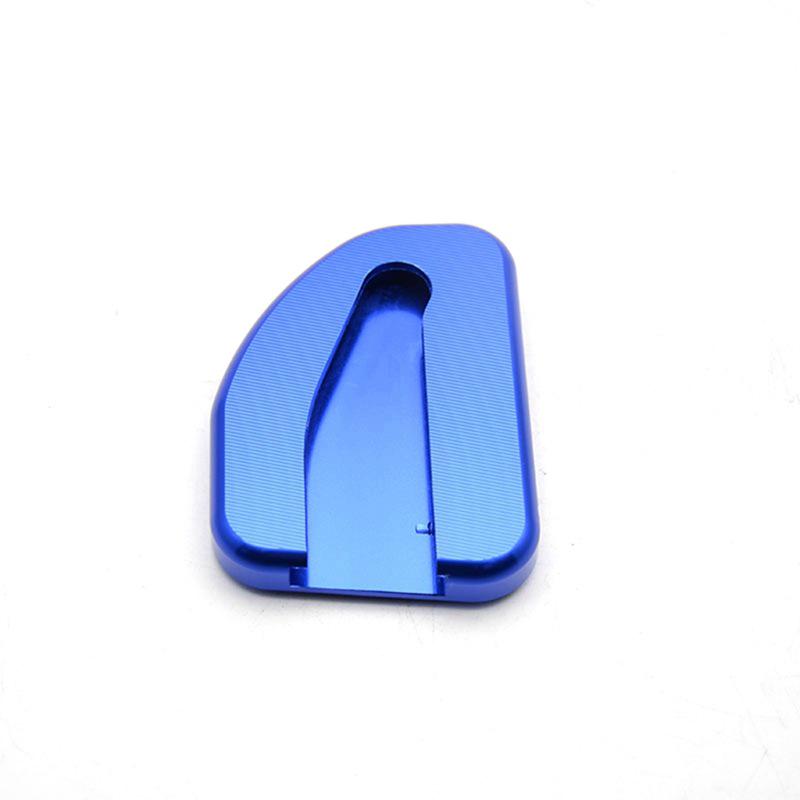 Honda Gold Wing 1800 Off-Road Accessories: Enlarged Footpegs and Widened Pads