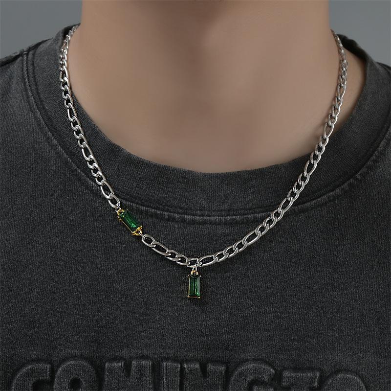 Niche design exquisite emerald zircon splicing light luxury retro necklace hip hop cool titanium steel Cuban collarbone chain
