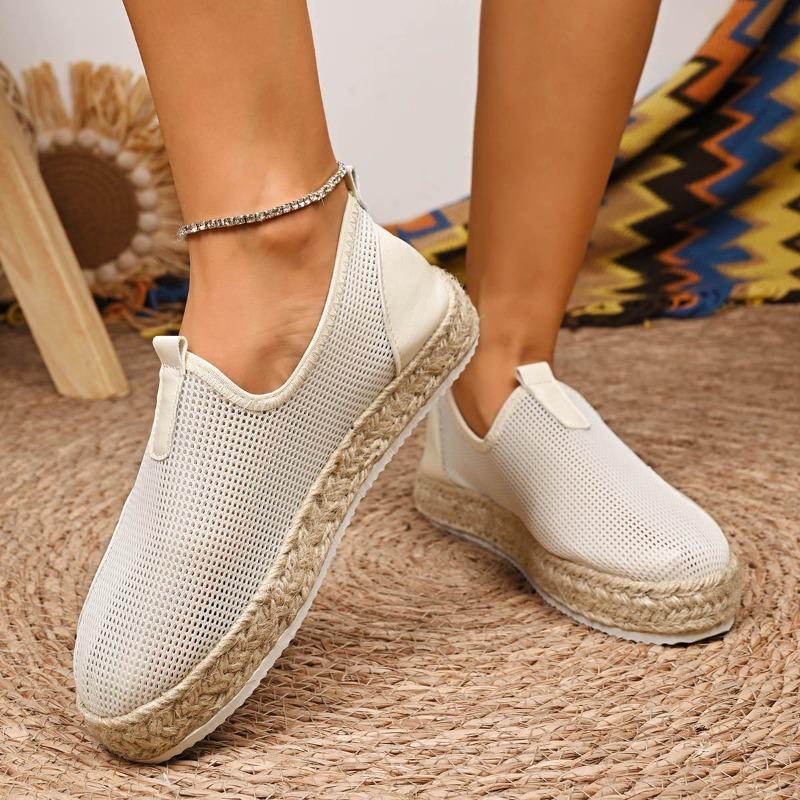 New one-pedal lazy shoes straw woven large size women's single shoes