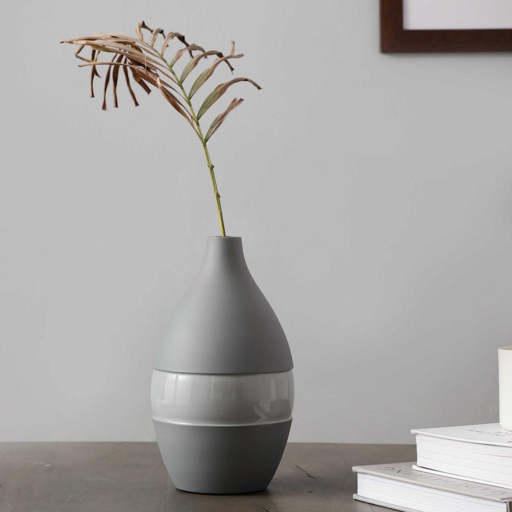 Vesera Grey Enamel Vase Large | 19 x 19 x 30 cm