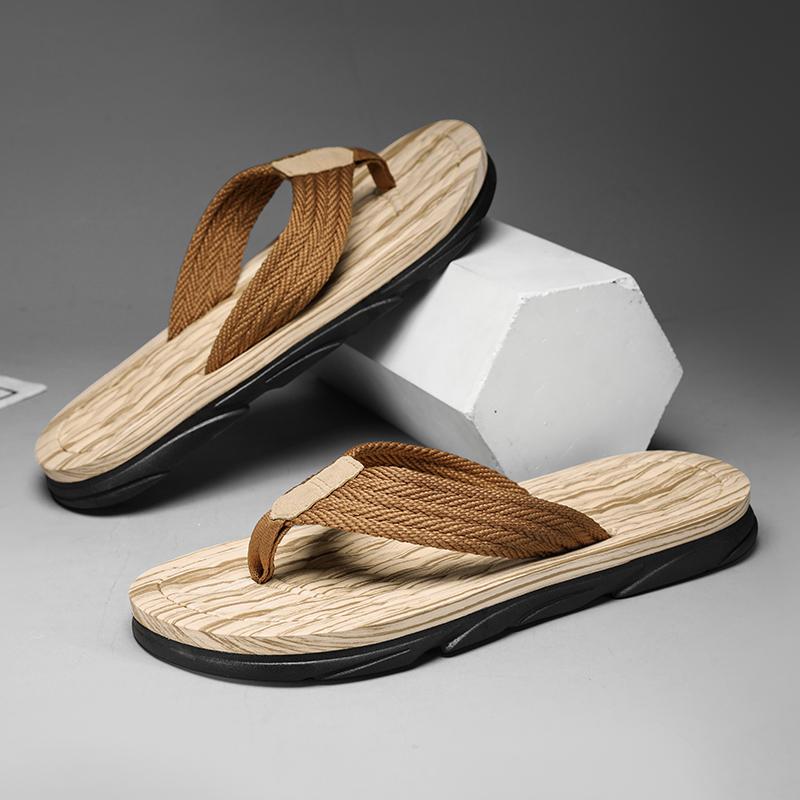 Men Summer High Quality Flip Flops Men Beach Slippers Fashion Outdoor Flip Flops Casual Breathable Slippers for Men New Sandals