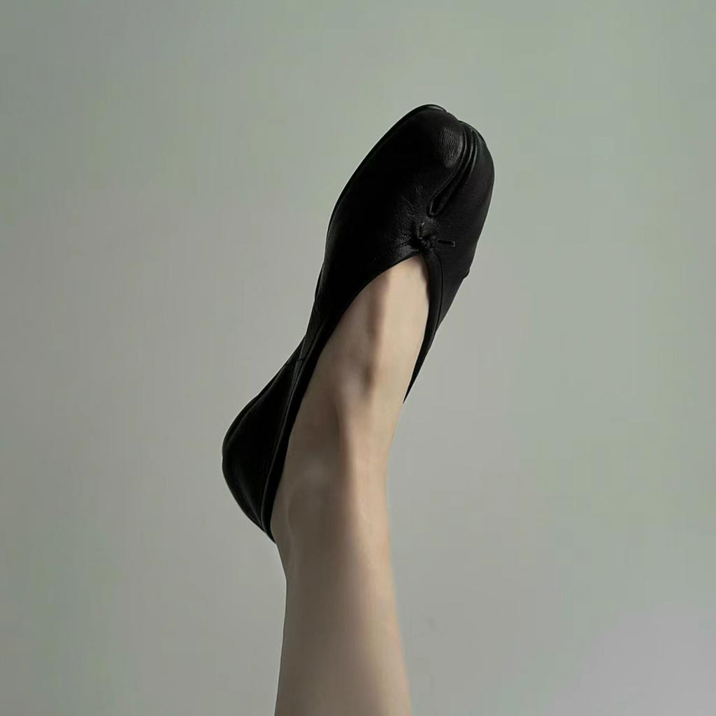 Sheepskin Version~ Genuine Leather Retro Niche Flat-bottomed Shallow Mouth Ballet Single Shoes Women's Split-toed Shoes Pig's Trotters Horseshoe Mary