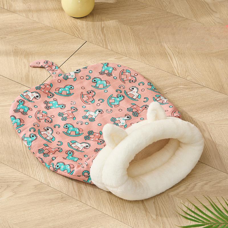 Cat Nest Winter Warm Kitten Sleeping Bag Semi Enclosed Dog Nest House Deep Sleep Pussycat Quilt Bedding Puppy