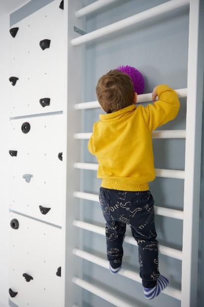 KS klasický gymnastický žebřík bílý 230x80 cm