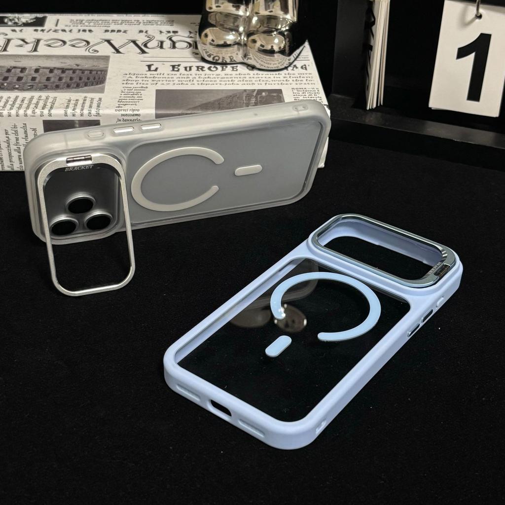 Applicable to iPhone18Promax skin-sensitive lens holder magnetic mobile phone case Apple 17 transparent all-inclusive protective case