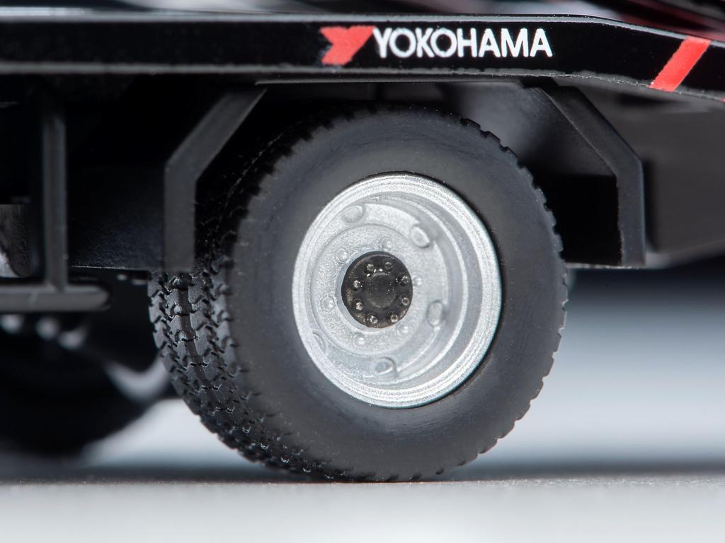 Tomica Limited Vintage Neo Isuzu Elf Hanamidai Automobile Safety Loader Big Wide ADVAN Finished Product 1/64 LV-N191b