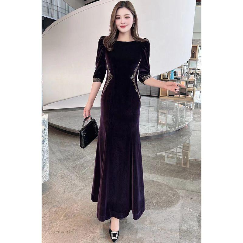 

2024 Early Spring New Arrival Elegance Retro Banquet Wedding Dinner Velvet Beaded Silm Fishtail Dress Dress Female Purple(Version is too large) XXXL(148-155)