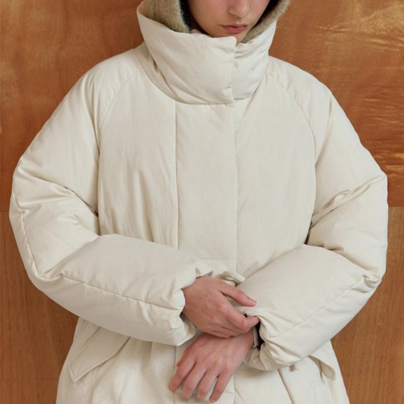 On On Belt High Neck Goose Down Nep5wma12 9a