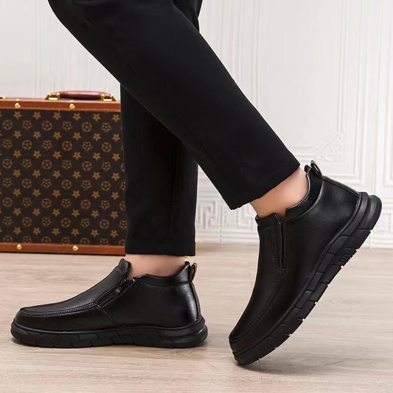 New men's shoes one-pedal shoes velvet warm casual leather shoes outdoor fashion help men's shoes leather shoes