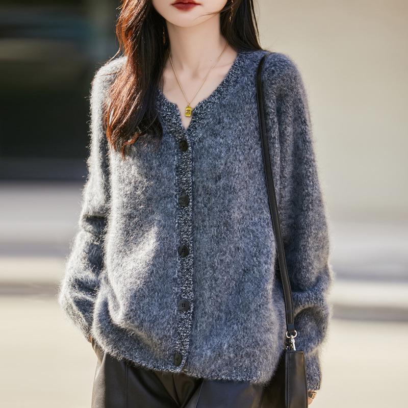 Luxurious Women's V-neck Cashmere Wool Blend Loose Brushed Cardigan in Marled Yarn Style
