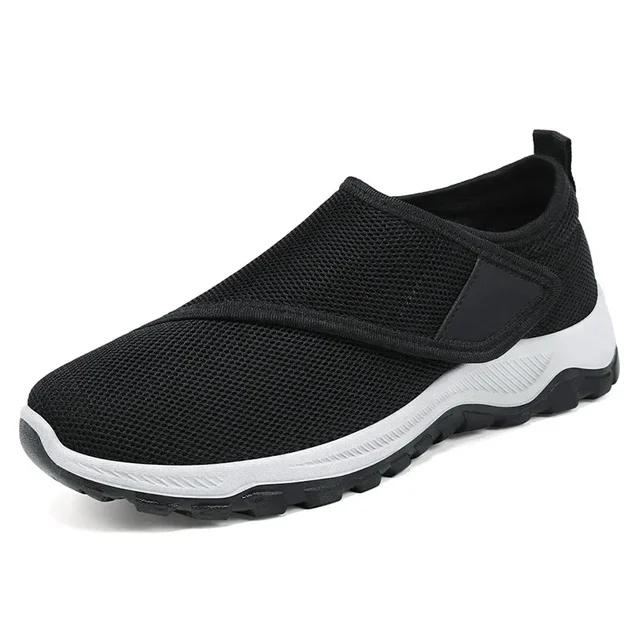 Spring and Autumn New Casual Sports Shoes Men's and Women's Mesh Breathable Non Slip Sports Shoes Soft Bottom Velcro Single Shoe