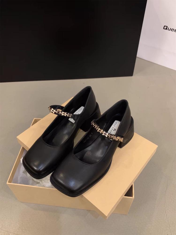 

Coarse heel high heels black Mary Jane small leather shoes women s shoes 2025 new spring and autumn French evening breeze gentle single shoes 35