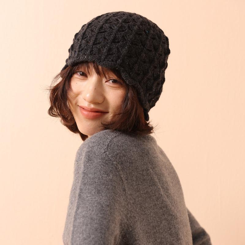 Wool knitted stacking hat women's autumn and winter new warm high-end solid color crimped ear protector wool hat