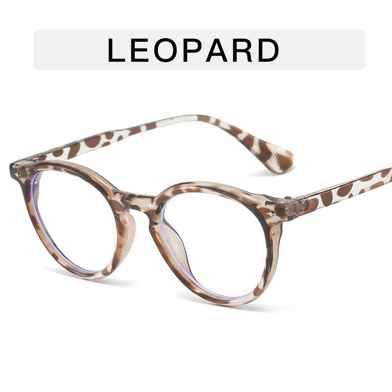 Round Shape Women's Sun Glasses Vintage Retro Rivets Decoration Sunglasess Women UV400 Protection Male Sunglass