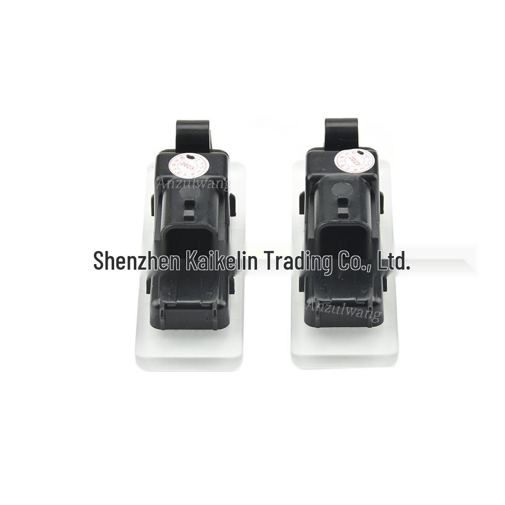 LED License Plate Light for Renault, Nissan Maxima, and Infiniti Cars