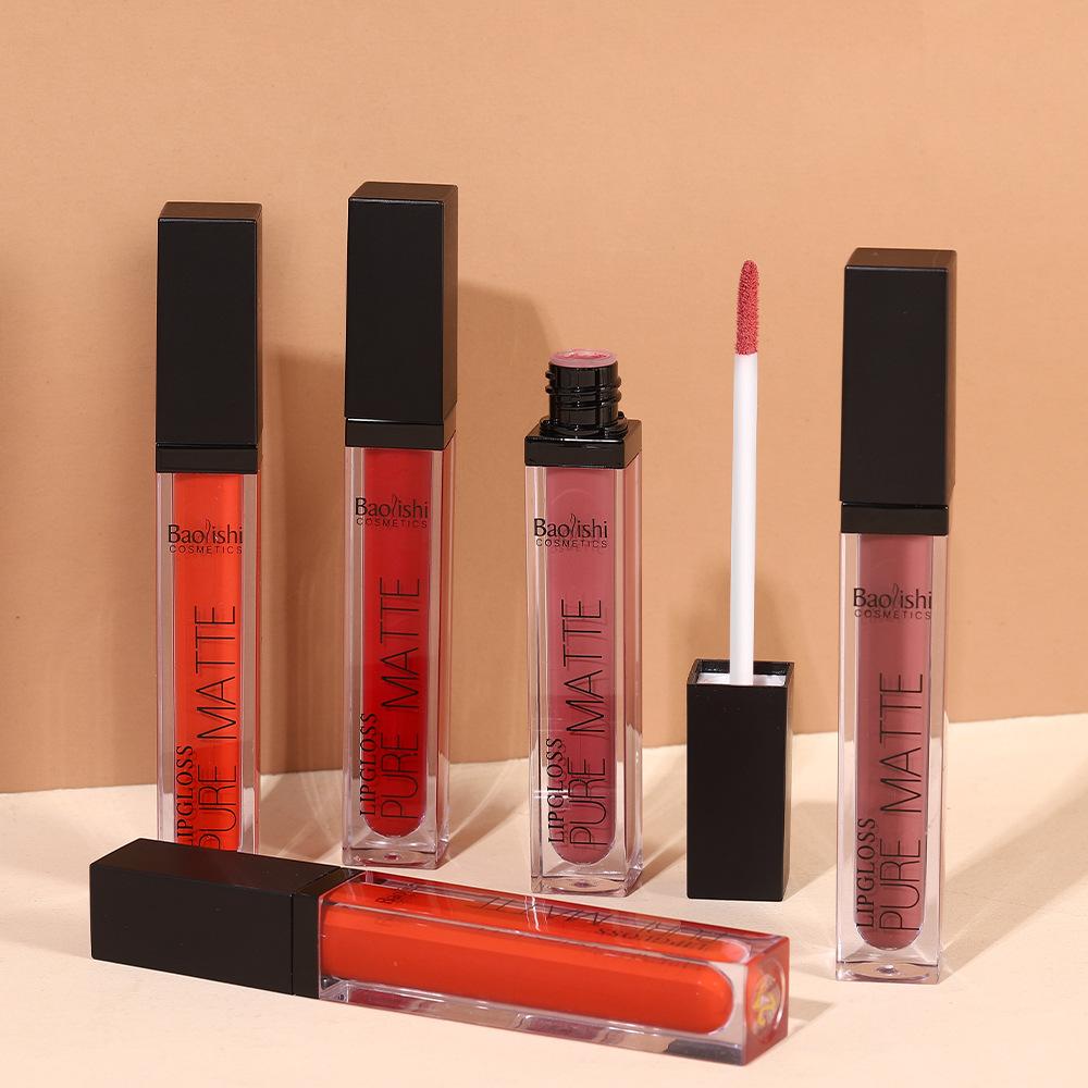 Aksamitna Pomadka Bogato Pigmentowana, Nawilżająca Formuła Błyszczyk Nierozmazujący się Długotrwały Lakier do Ust Makijaż Ust Prezent dla Kobiet