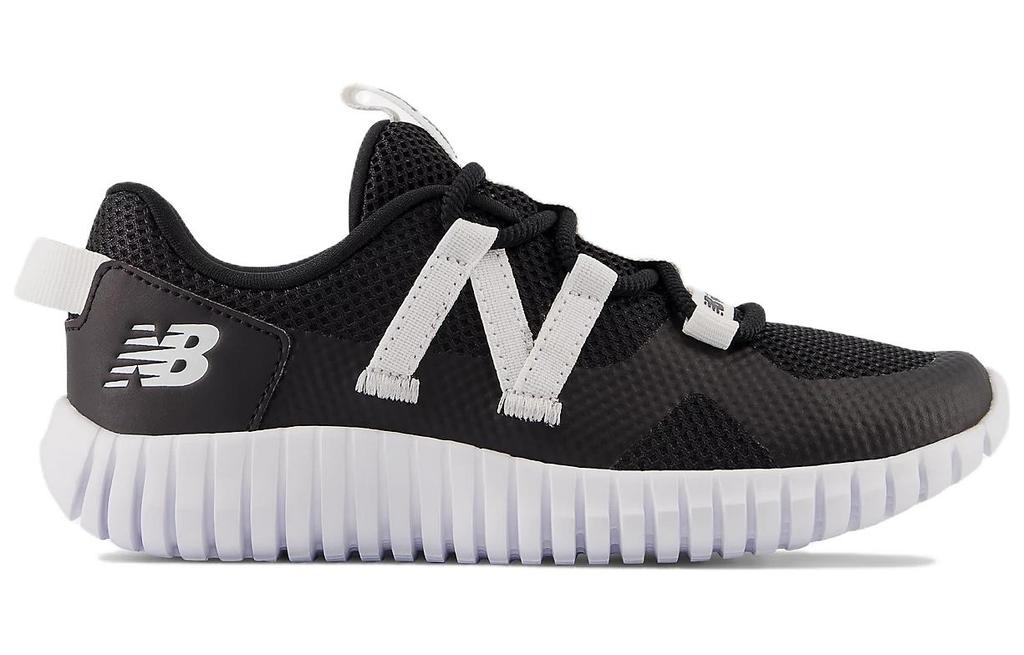 Kids' Sneakers New Balance Playgruv v2 Bungee Little Kid Wide 'Black White'